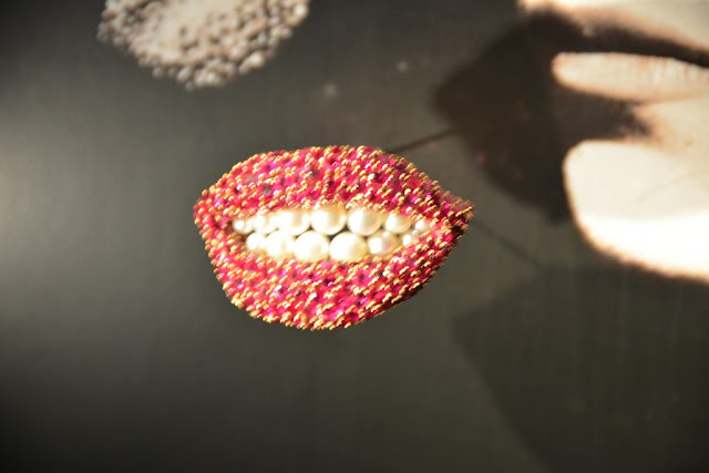 Dali Jewelry lip pearls