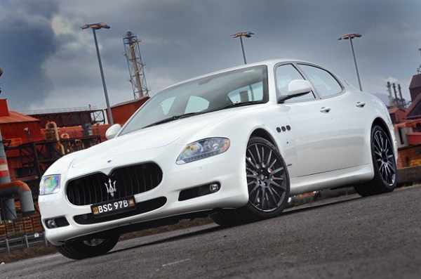 Here Maserati Quattroporte Sport Line MC Luxury sedan custom aside the