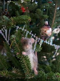 Mouse in Christmas Tree