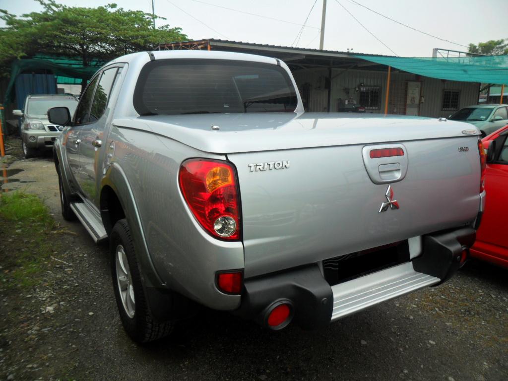 KERETA UNTUK DI JUAL: MITSUBISHI L200 TRITON 2.5 (A 