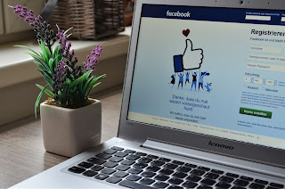 How to earn from Facebook