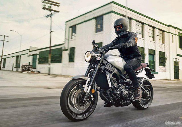 Moto Yamaha XSR900 phong cách cafe racer
