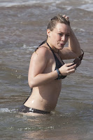 Hilary Duff Cools Off In Sexy Bikini In Hawaiian Sea