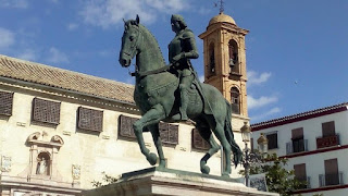 Estatua de Fernando de Antequera, en Antequera (Málaga)