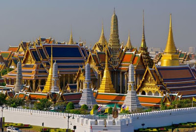 Vé máy bay đi Bangkok giá rẻ - Chùa Phật Ngọc lục bảo 