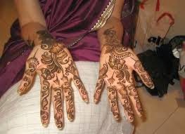 Mehndi Designs On The Hands Of Bridal 2014