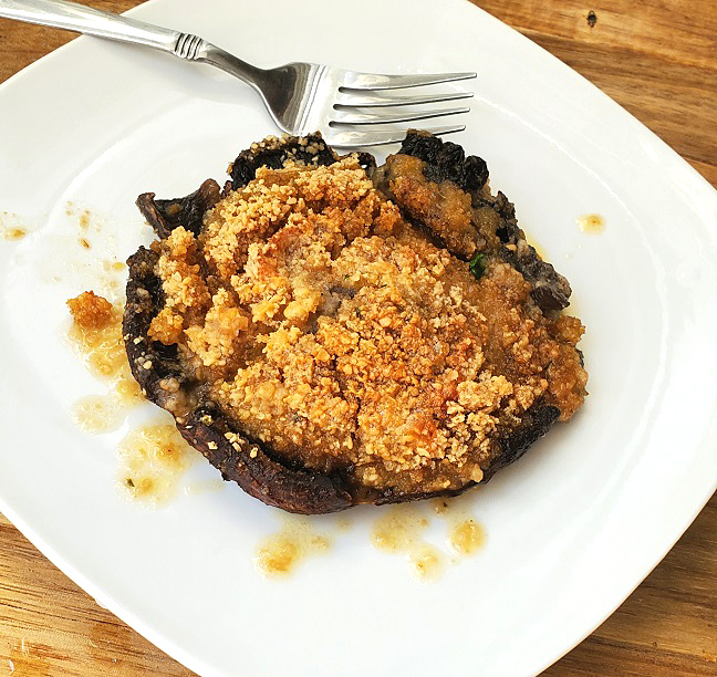 portobello mushrooms stuffed with breadcrumbs baked