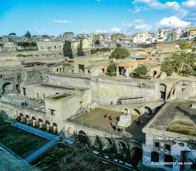 Visão geral do Sítio Arqueológico de Herculano, Itália