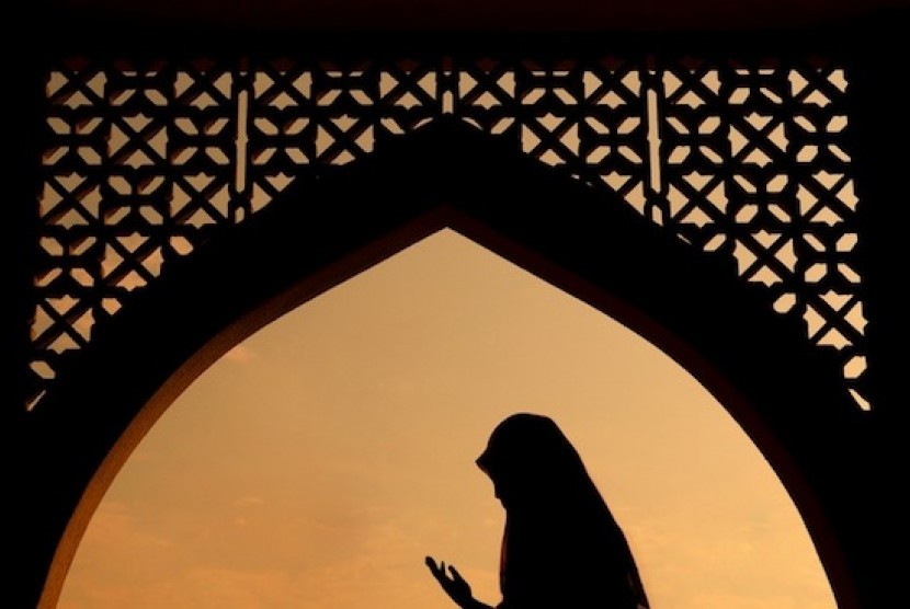 Kumpulan Amalan Untuk Ibu Hamil Menurut Islam Lengkap 