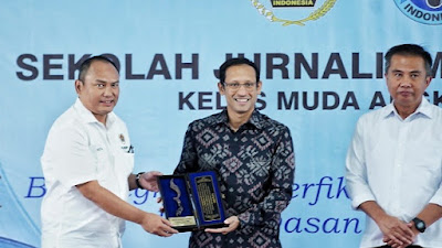 Nadiem Makarim Buka Sekolah Jurnalisme Indonesia, Kita Berkompetisi dengan AI