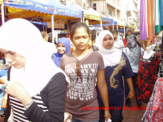  Pasar  Malam  Jalan TAR BAJU  BERMUTU CANTIK PALING MURAH DI 