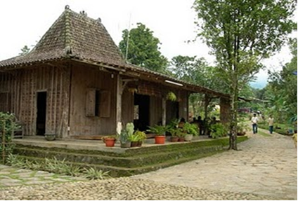 KAMPUNG JOWO SEKATUL LIMBANGAN