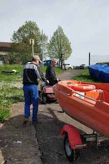 Mise en place du bateau de sécurité