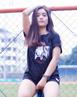 kaos distro bandung, cewek cantik, model, cewek model bandung, cewek bandung