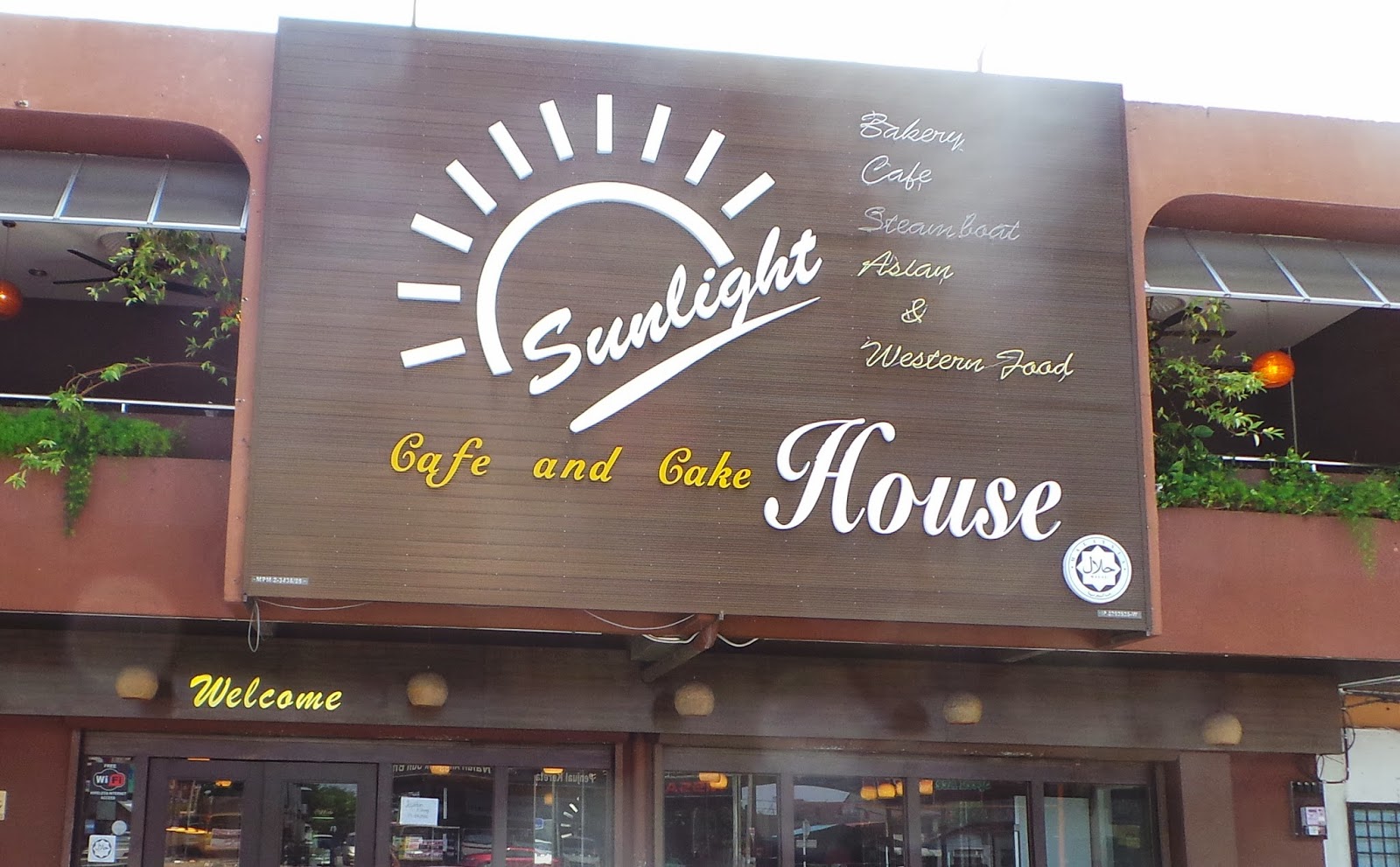 SUNLIGHT CAFE AND CAKE HOUSE