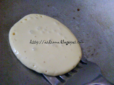 DiaRi BoNDa: Resepi Bonda: Lempeng Omputih aka Pancake