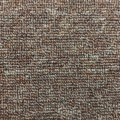 thảm cuộn trải sàn màu nâu đất