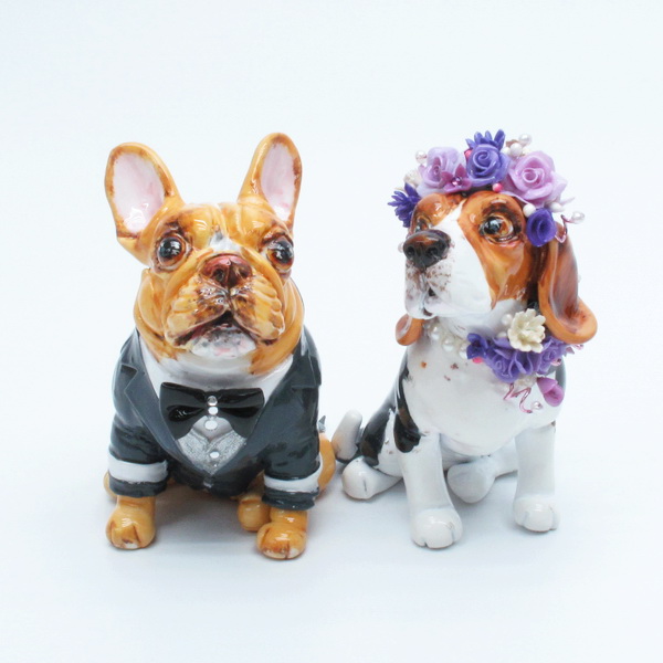 French Bulldog and Beagle wedding cake topper