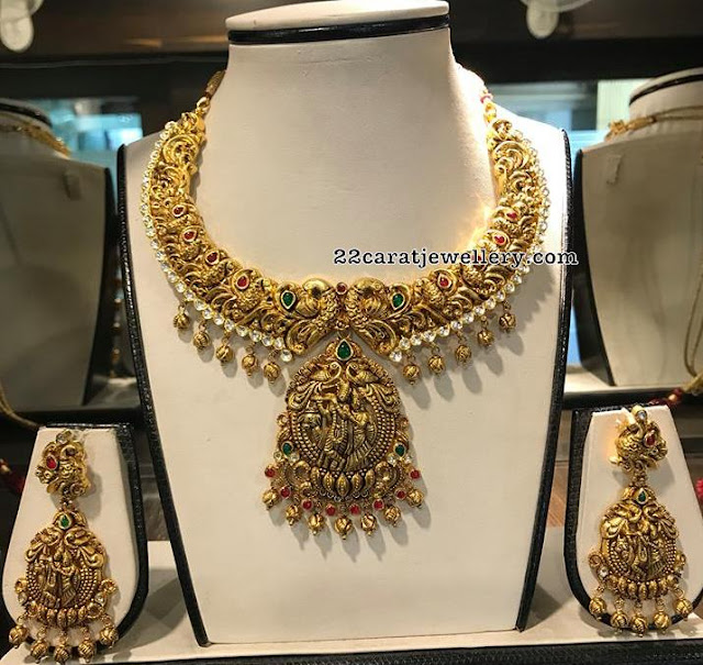 Peacock Nakshi Choker with Radha Krishna Pendant