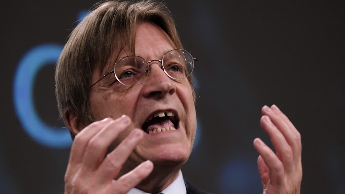 Verhofstadt már az amerikai demokrácia miatt is aggódik