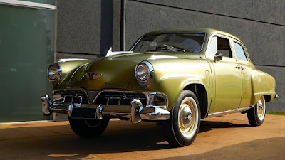 O carro que ilustra estas memórias é um Studebaker Champion 1952, pertencente ao colecionador Mario Ferretti, sendo similar ao carro utilizado pelo chofer Hildebrando, de Caçapava.