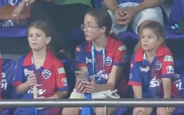 IPL 2022: David Warner's daughters 'heartbroken' with his dismissal against RCB