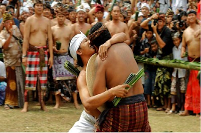 7 Tradisi Bali Yang Unik dan Menarik