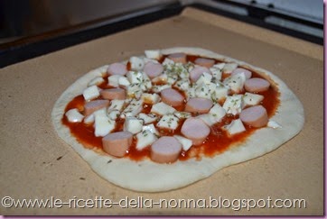 Piadizza con i wurstel (17)