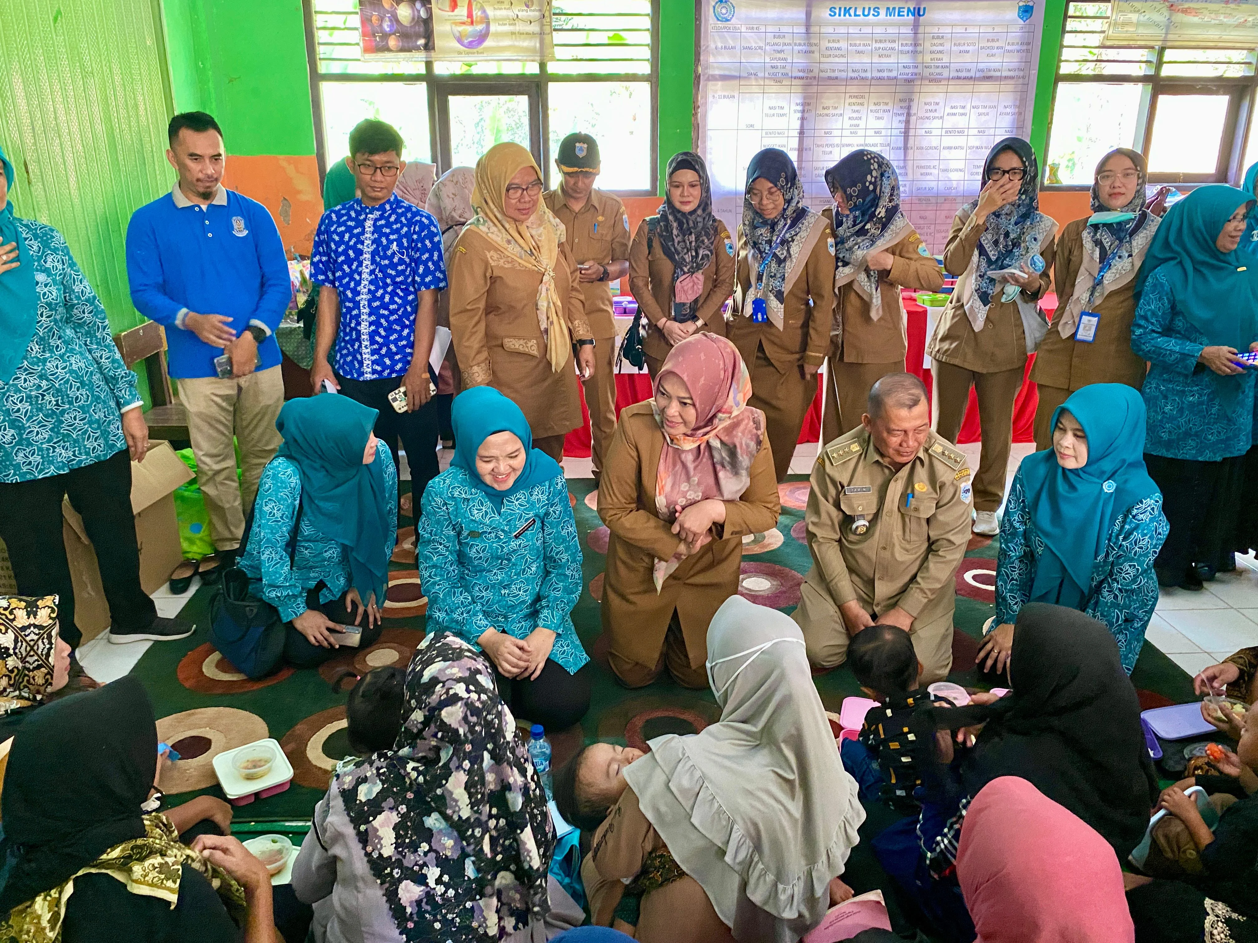 Tekan Stunting, TP PKK Pusat Berikan Makanan Bergizi Kepada 75 Anak di Pandeglang, Banten