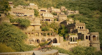 Bhangarh fort story in Hindi Haunted Stories Bhangarh fort Images