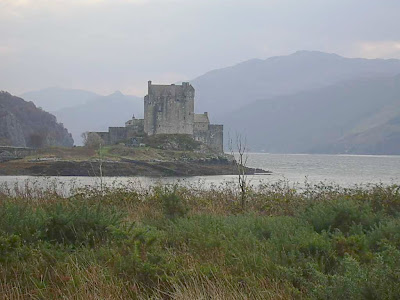 Eilean Donan castle Scotland Wallpapers