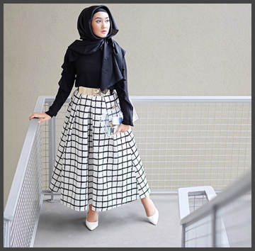 Busana Muslim Warna Hitam Khas Dian Pelangi  Model Baju 