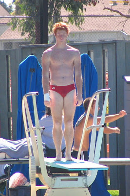 [red+head+and+speedos+-+sunshine+beauty.jpg]