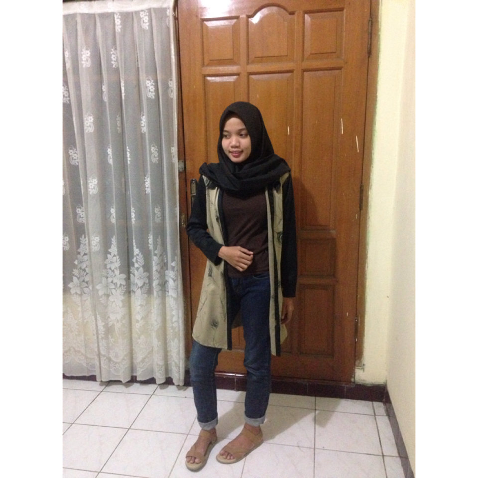 Fashion Hijab Style Baju Cardigan Remaja