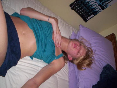 Drunk Girls Pics - Hot Chicks When Drunk - Girls Passed-Out