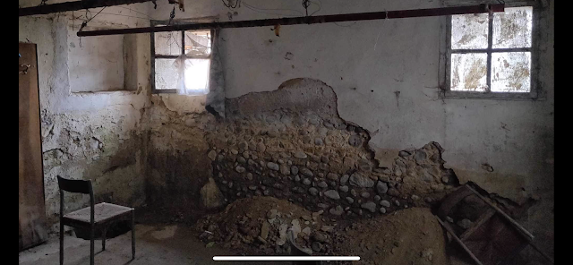 Interno di un rustico da ristrutturare a Verona