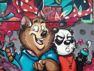 Saarbrücken graffiti wall bear and panda