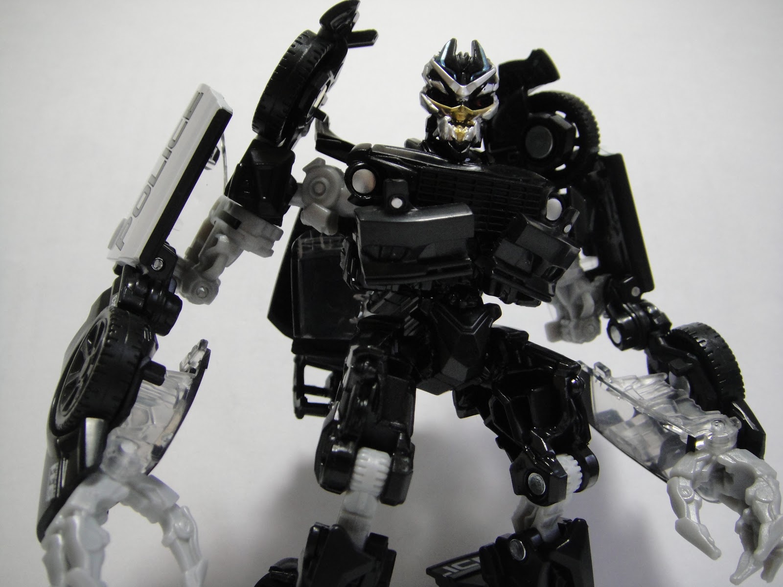 バリケード スタジオシリーズ Ss 21 Trasnformers Studio Series Deluxe Class Barricade Review