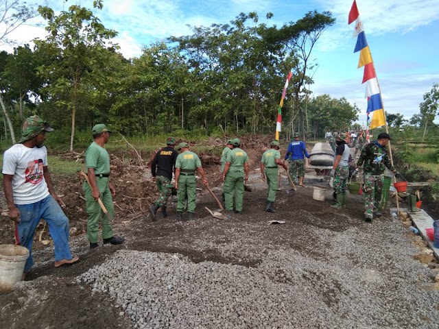 Sinergitas Satgas TMMD Dan Linmas Kecamatan Nguter