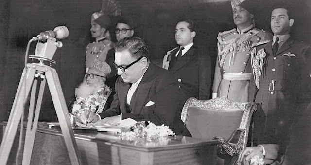 This Day in History: Iskander Mirza sworn in as first president of Pakistan