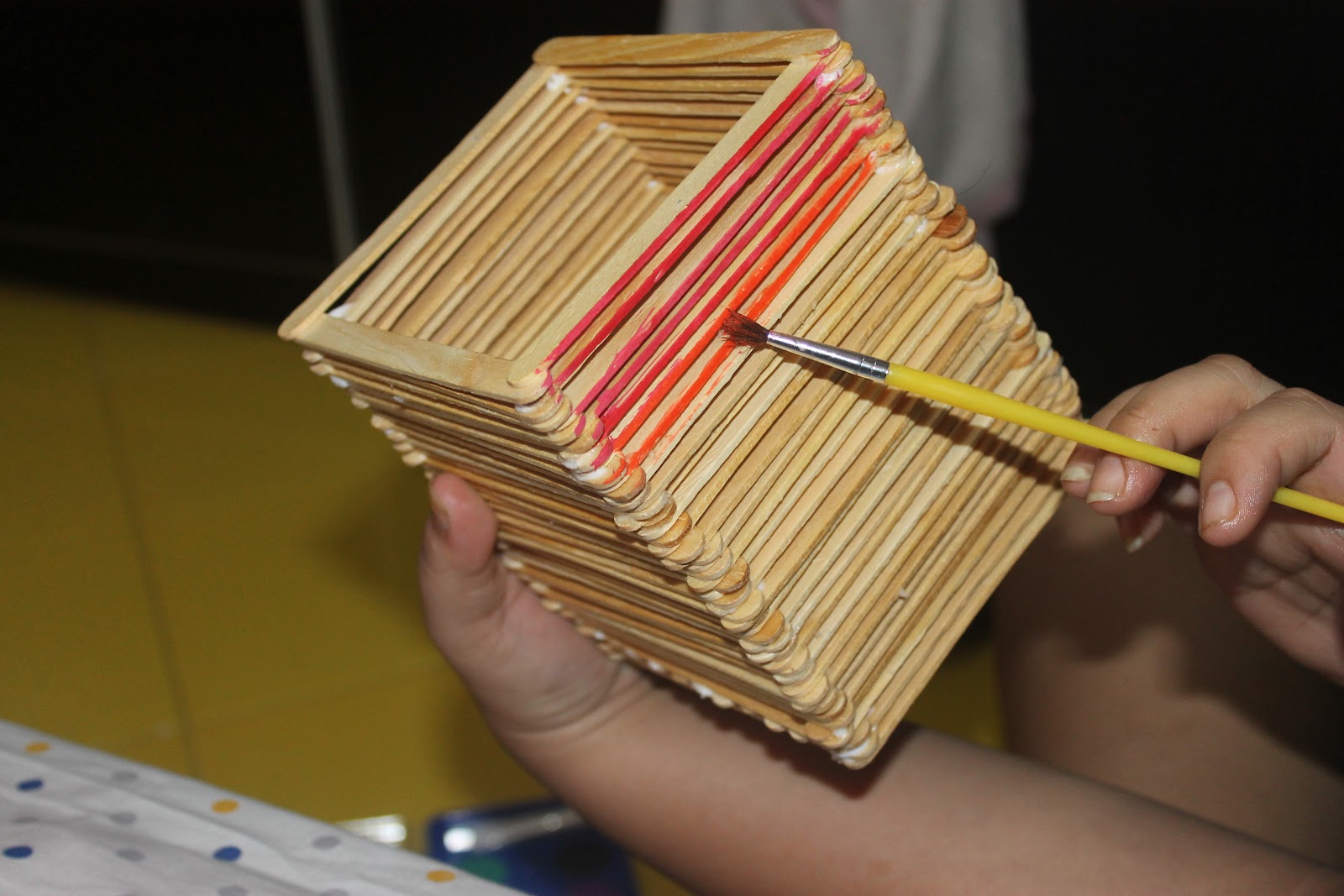 Putri Dina Purnama Dewi: Tempat Pensil Stik Ice Cream