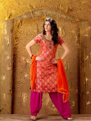 Jacqueline Fernandez who is Miss Sri Lanka photoshoot