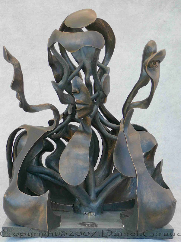 sculpture découpée thorax