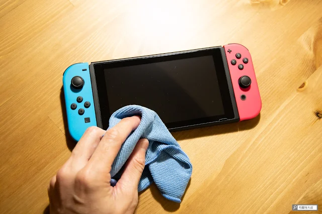 【生活分享】別用酒精消毒 Switch，避免外觀受損 - 乾軟布擦拭