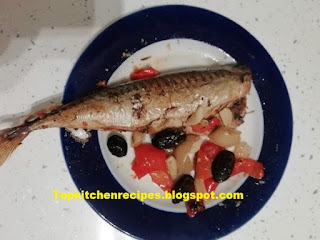 Baked mackerel with vegetable
