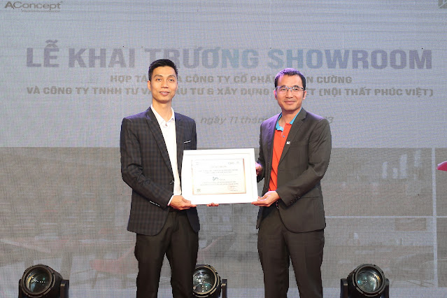 Khai trương showroom gỗ An Cường