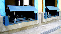 Loading Dock Lift Gate