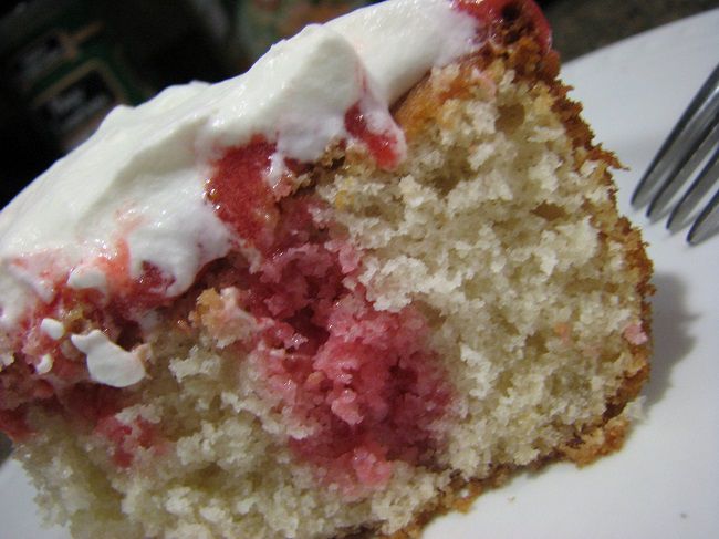 Strawberry Poke Cake Recipe