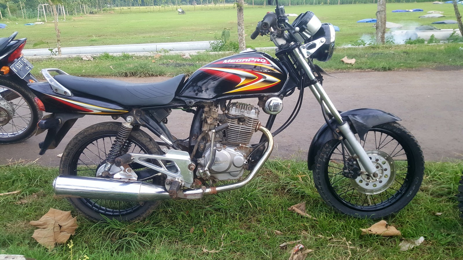 Modif Megapro Hiu Menggunakan Jari Jari