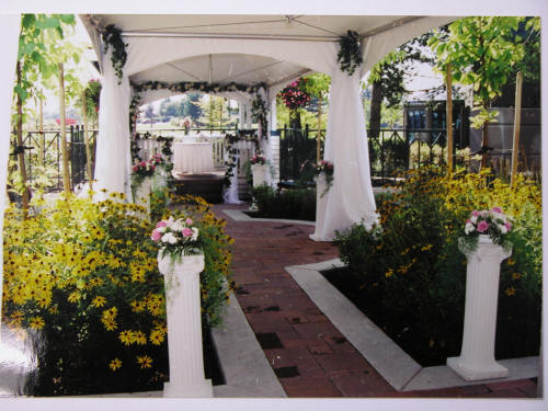 Outdoor Wedding Tables